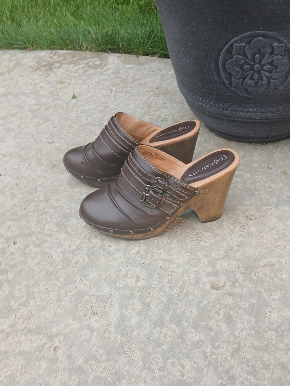 Relativity vintage-style platform clogs Sz 7.5 M - Picture 10 of 12